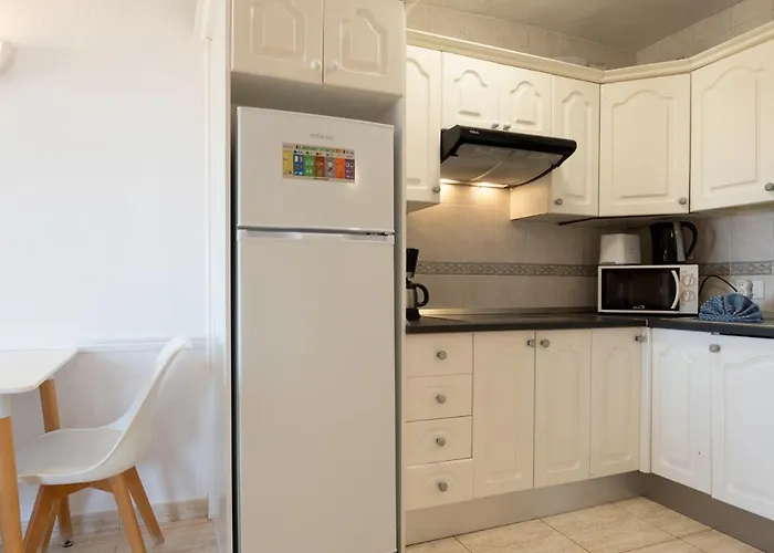 Torres Del Sol - Cristianos *