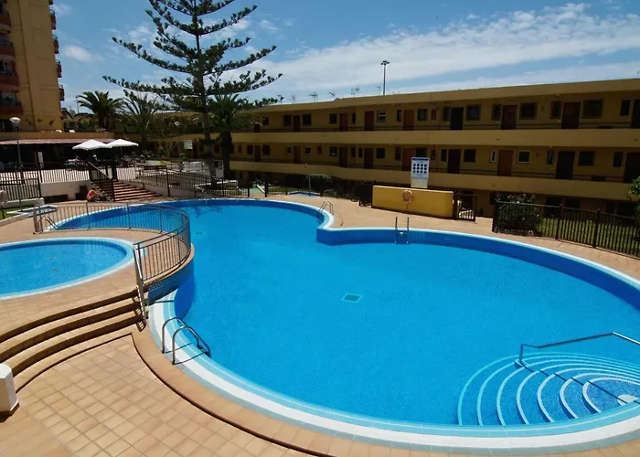 Torres Del Sol - Cristianos *